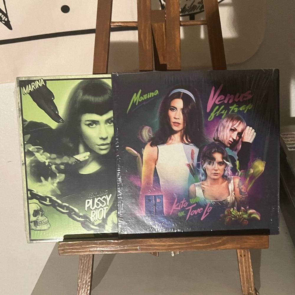 Marina - Venus Fly Trap and Purge The Poison 7inch vinyl bundle!!
